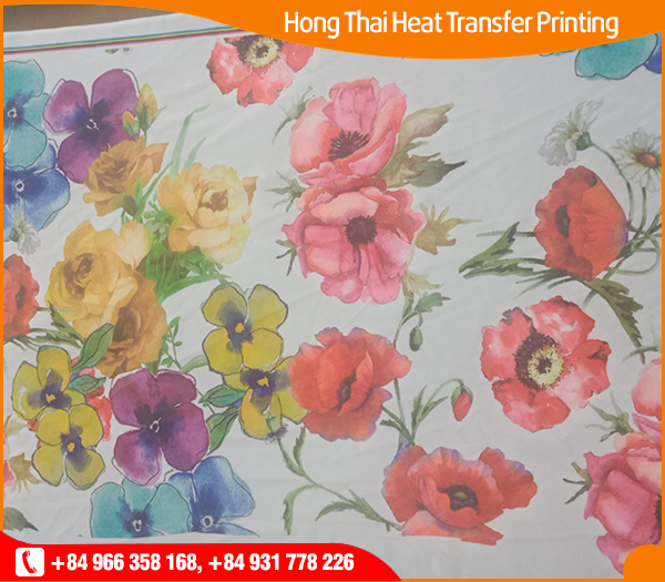 Heat transfer printing on fabric